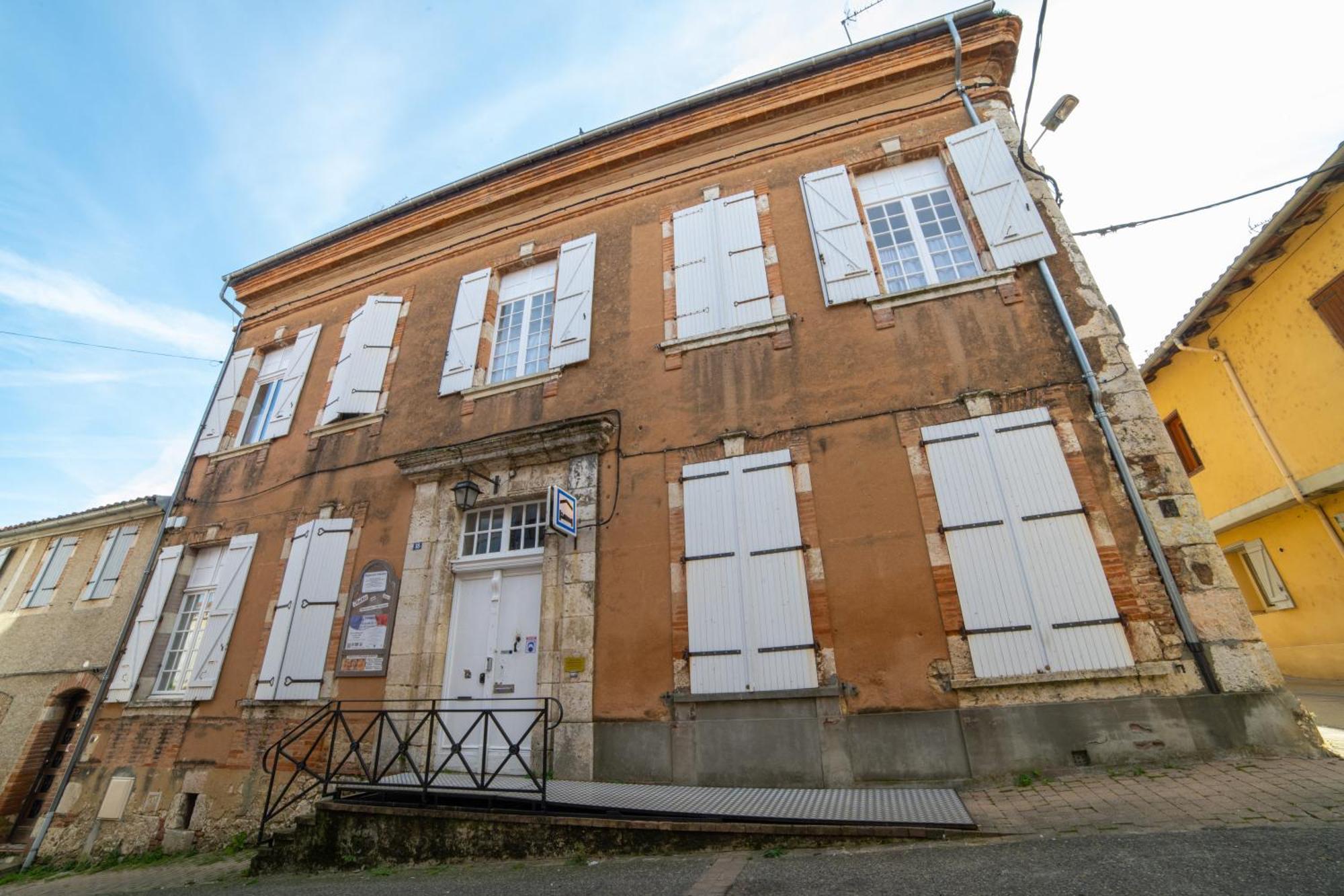 Etape Gimontoise 32 "Chambre Tout Confort" Exterior photo